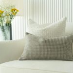 Dubai’s AI Stylist Malls: Algorithm-Guided Luxury Sprees