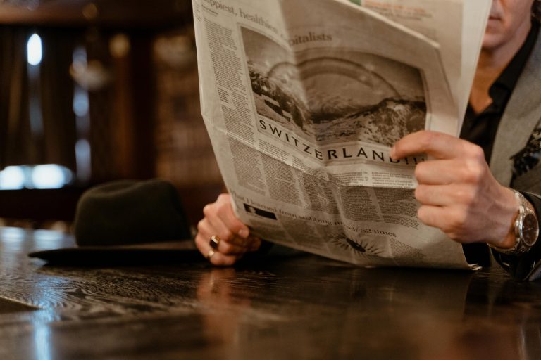 Valentine’s Pop-Ups: Customizable Jewelry Printed While You Wait