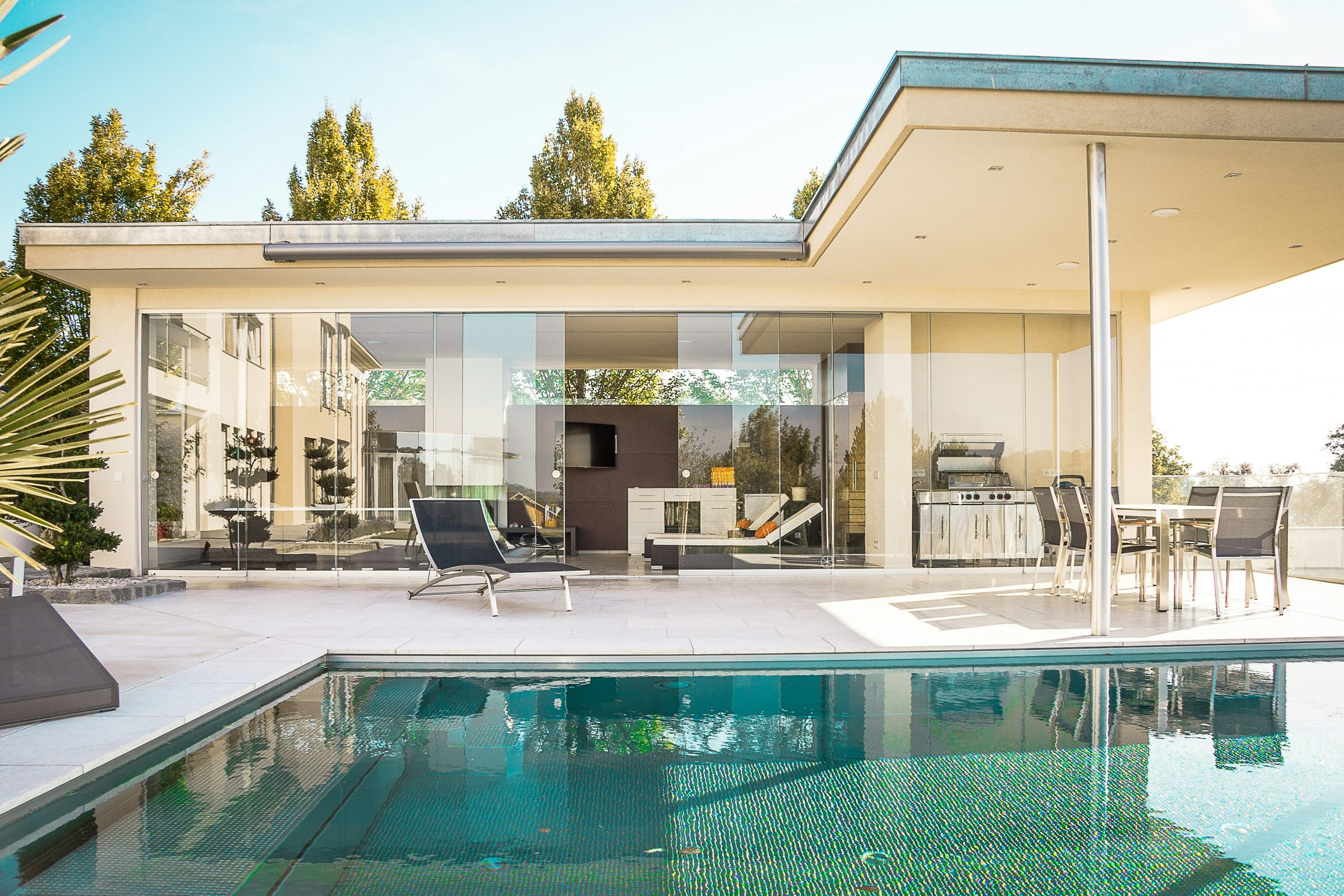 Metaverse Land Grabs: Virtual Real Estate’s Tangible ROI