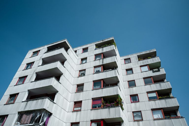 Mycelium Insulation: Fungal Materials Slashing HVAC Costs